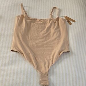 Skims Fits Everybody Adaptives Bodysuit Shapewear ThongSize:3X Clay
